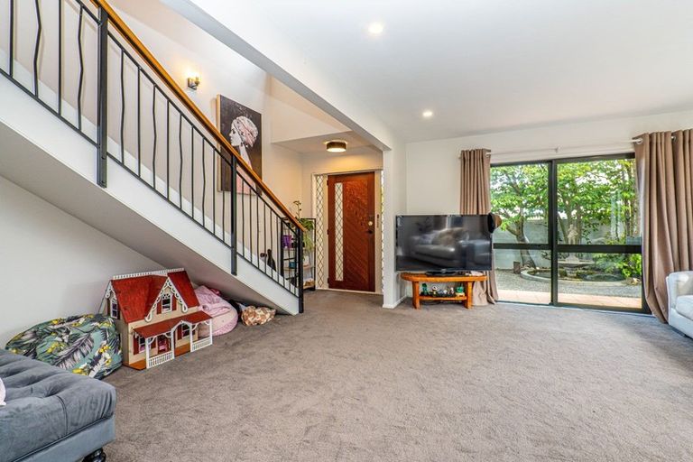 Photo of property in 18 Kotare Street, Fendalton, Christchurch, 8041