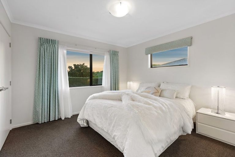 Photo of property in 4 Bryan Gallagher Place, Welcome Bay, Tauranga, 3175
