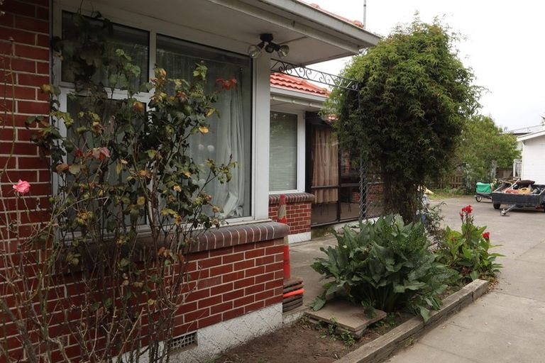 Photo of property in 106 Halswell Road, Hillmorton, Christchurch, 8025