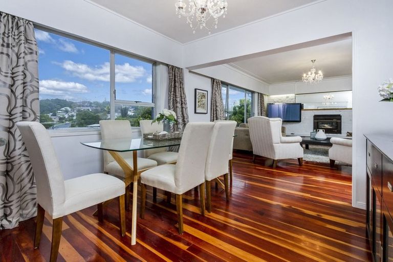 Photo of property in 42 Lynden Avenue, Hillcrest, Auckland, 0627