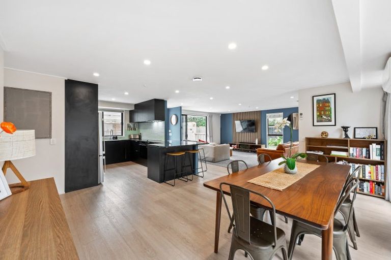 Photo of property in 43 Arthur Street, Riverhead, 0820