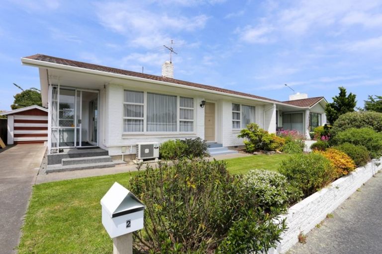 Photo of property in 2 Rosedale Place, Avonhead, Christchurch, 8042