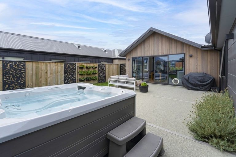 Photo of property in 69 Jack Hanley Drive, Jacks Point, Queenstown, 9371