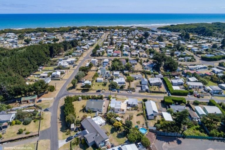 Photo of property in 31 Muapoko Street, Himatangi Beach, Foxton, 4891