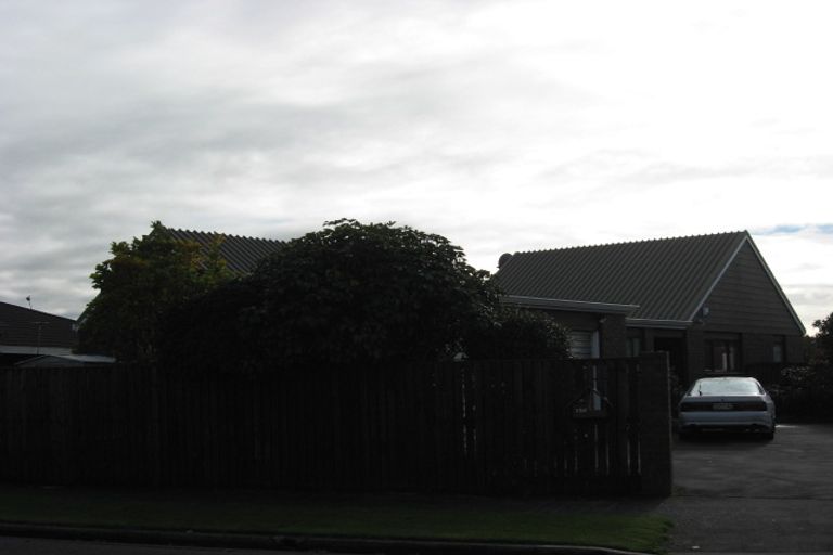 Photo of property in 156 Sawyers Arms Road, Northcote, Christchurch, 8052