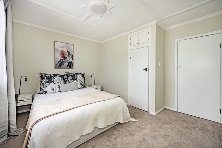 Photo of property in 16a Clyde Street, Oamaru North, Oamaru, 9400