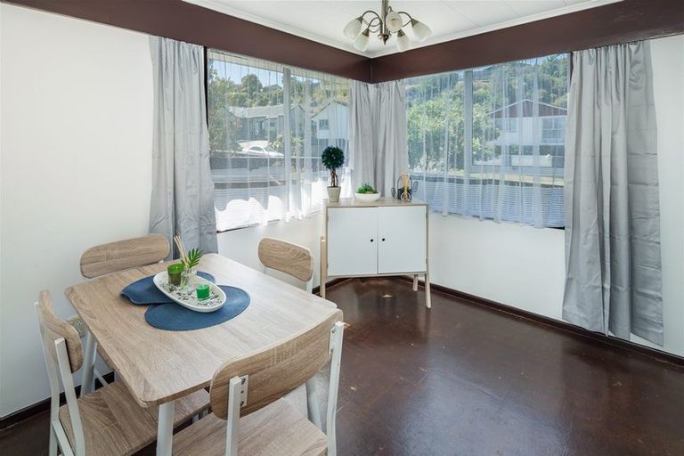 Photo of property in 239 Major Drive, Kelson, Lower Hutt, 5010