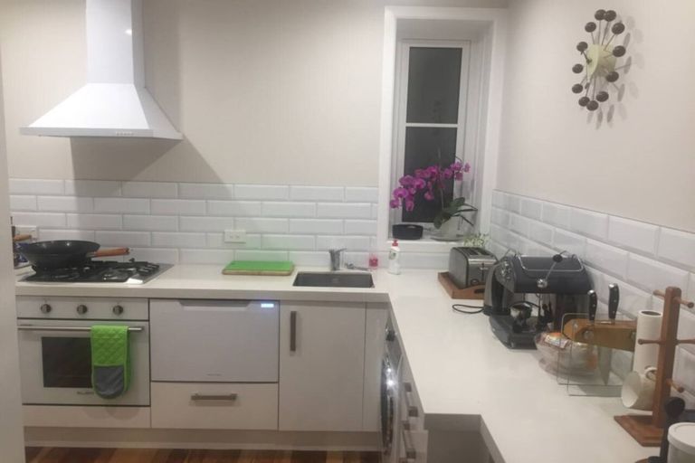 Photo of property in 1/34 Hawkestone Street, Thorndon, Wellington, 6011