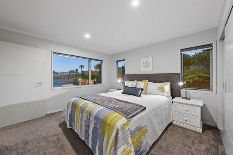 Photo of property in 2 Stonedale Drive, Pukekohe, 2120