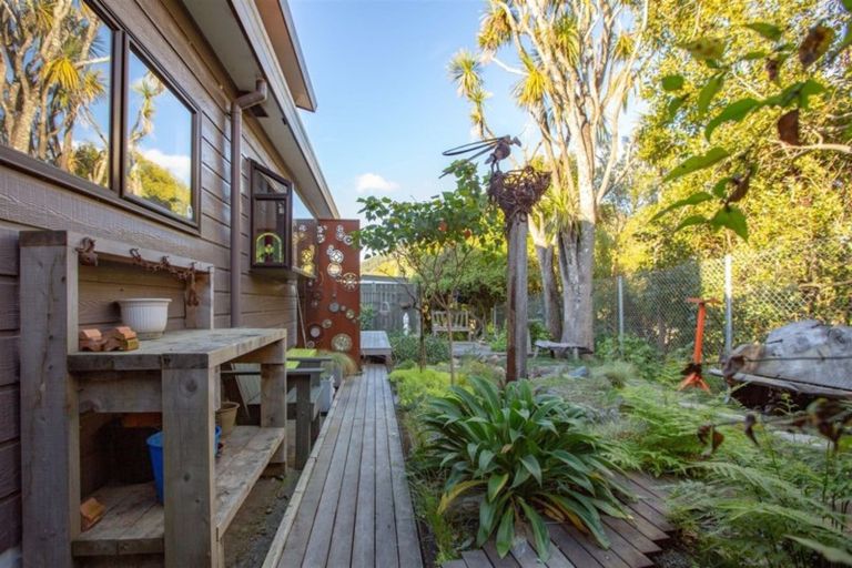 Photo of property in 9 Barrington Way, Nelson, 7010