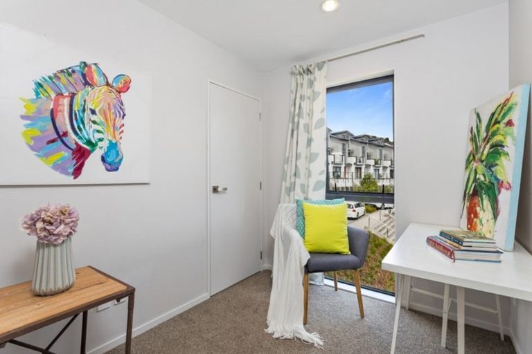 Photo of property in 13 Makamaka Lane, Albany Heights, Auckland, 0632