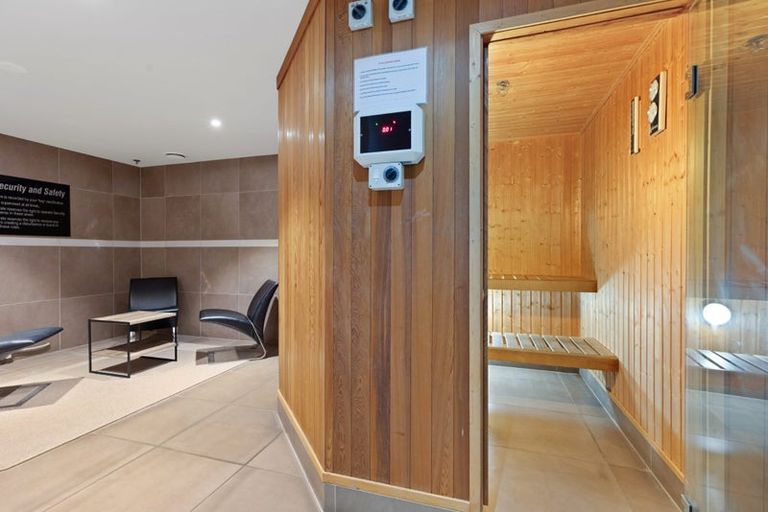 Photo of property in 1/6d Durham Street, Tauranga, 3110