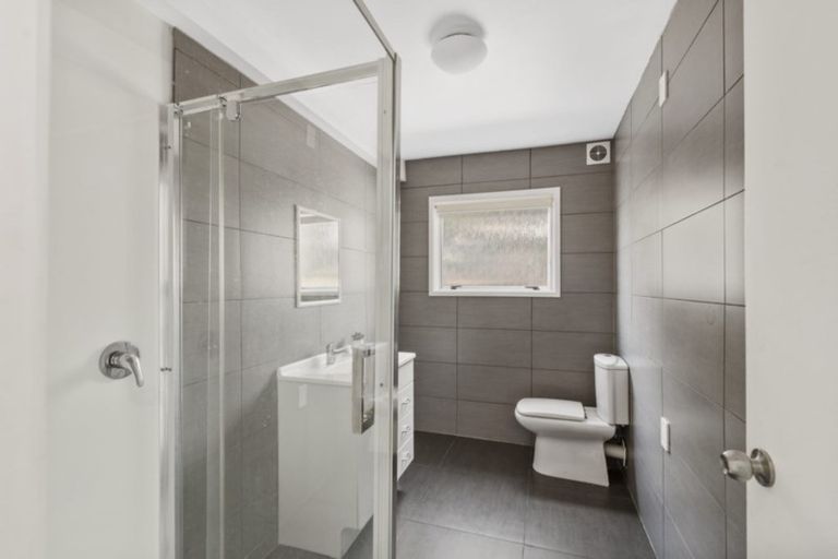 Photo of property in 1209 Whangaparaoa Road, Gulf Harbour, Whangaparaoa, 0930