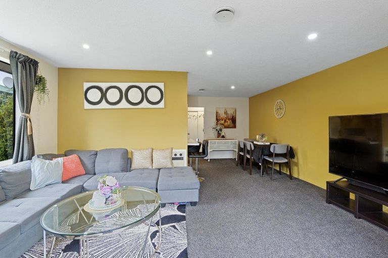 Photo of property in 154a Main South Road, Sockburn, Christchurch, 8042