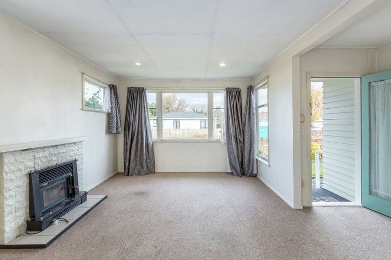Photo of property in 9 Jones Place, Masterton, 5810