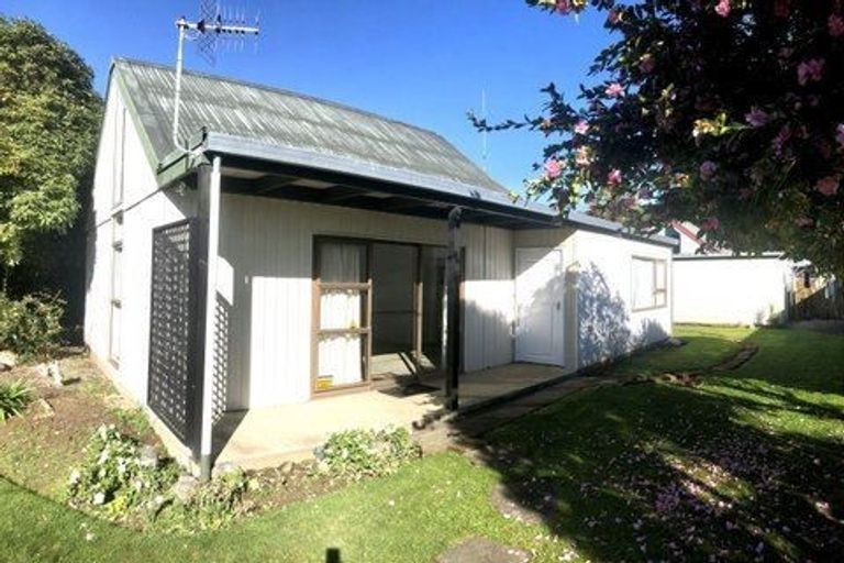 Photo of property in 21a Cadman Street, Dannevirke, 4930