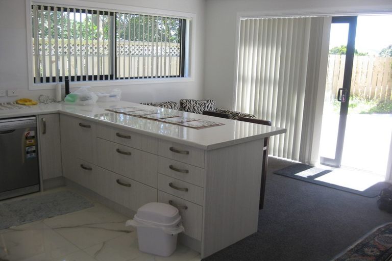 Photo of property in 23 Petherick Crescent, Johnsonville, Wellington, 6037