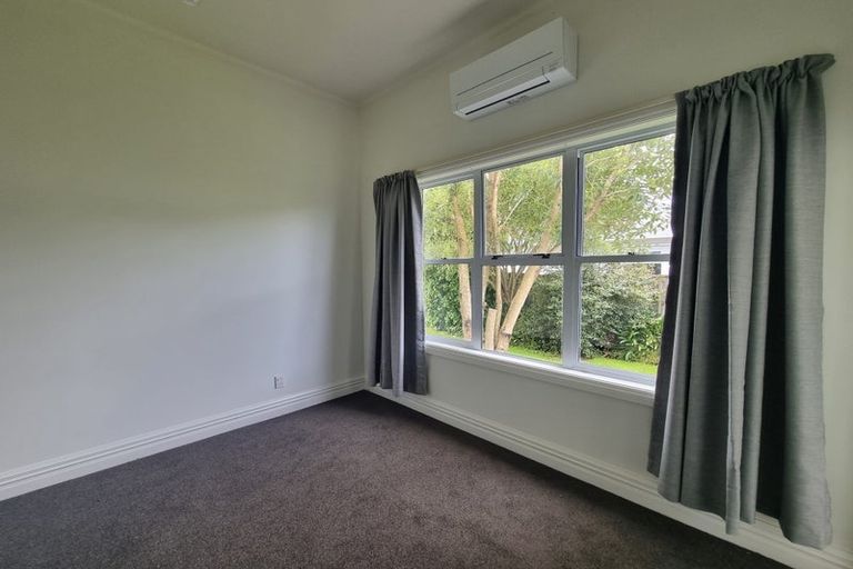 Photo of property in 15 Wai-iti Crescent, Woburn, Lower Hutt, 5010