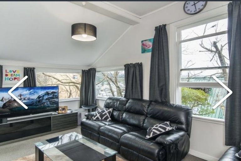 Photo of property in 122 Coromandel Street, Newtown, Wellington, 6021