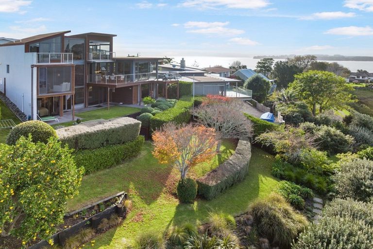 Photo of property in 67 Harbour View Road, Omokoroa, 3114