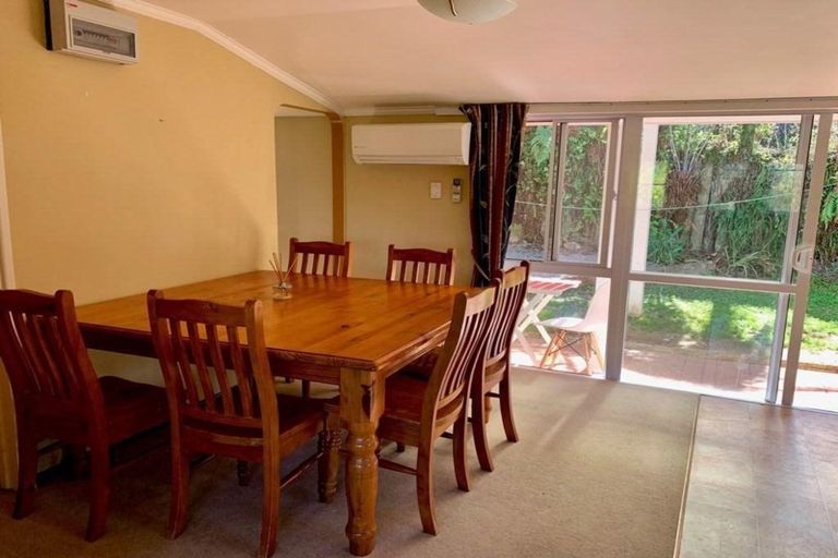 Photo of property in 5 Abel Tasman Drive, Takaka, 7110