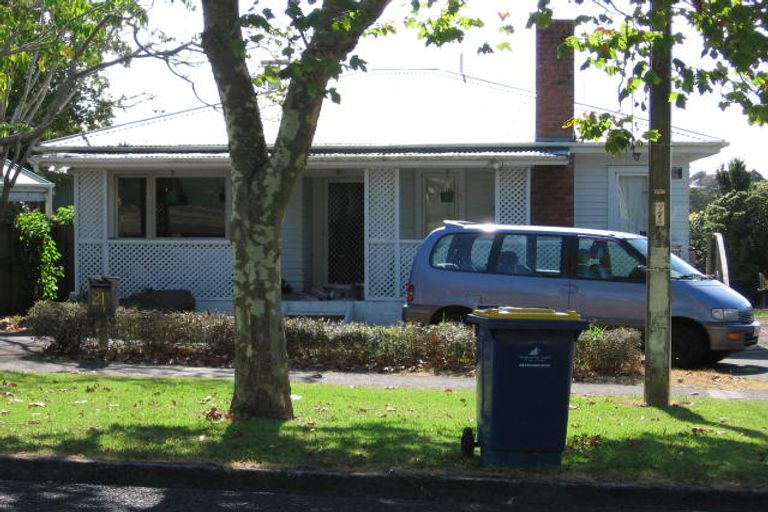 Photo of property in 21 Seabrook Avenue, New Lynn, Auckland, 0600
