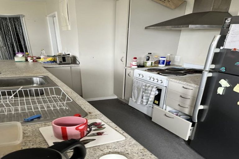 Photo of property in 18 Norna Crescent, Kelburn, Wellington, 6012