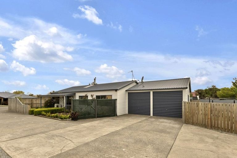 Photo of property in 10 Bowen Street, Rakaia, 7710