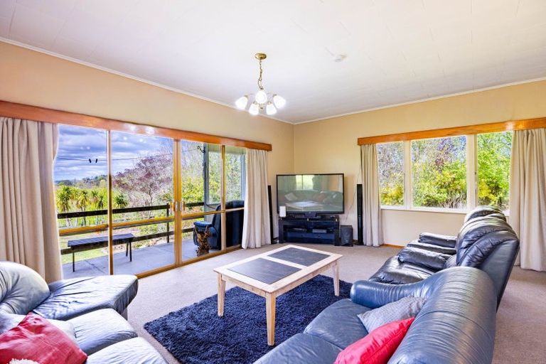 Photo of property in 96 Tikokino Road, Waipawa, 4273