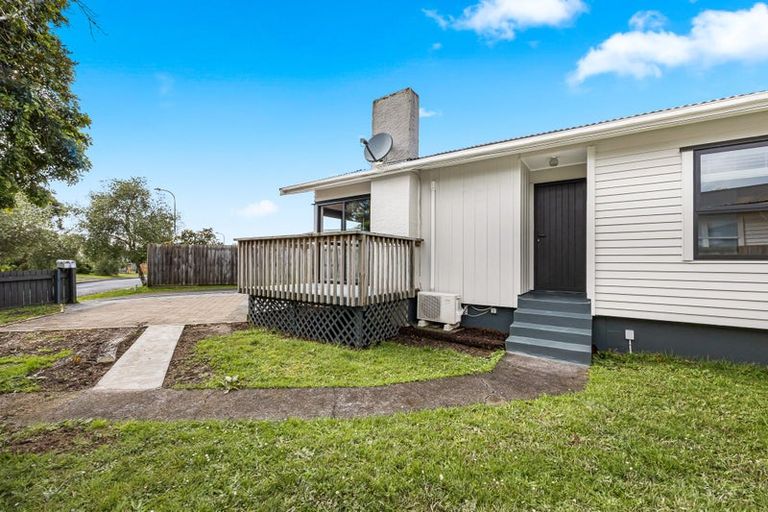 Photo of property in 123 Riverpark Crescent, Henderson, Auckland, 0610