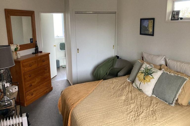 Photo of property in 17 Haslett Place, Upper Riccarton, Christchurch, 8041