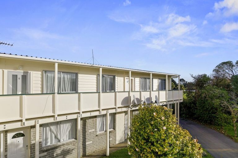 Photo of property in 6/19 Pirie Crescent, Moera, Lower Hutt, 5010