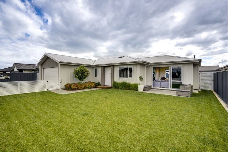 Photo of property in 12 Hikawera Drive, Frimley, Hastings, 4120