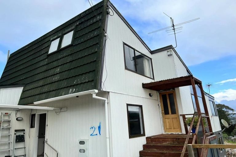 Photo of property in 21 Colwill Road, Massey, Auckland, 0614