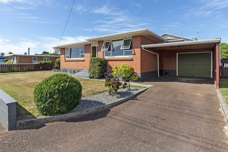 Photo of property in 9 Waimea Street, Westown, New Plymouth, 4310