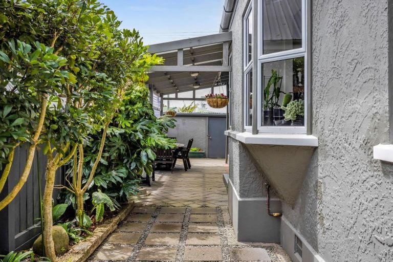 Photo of property in 24 Sanders Avenue, Westown, New Plymouth, 4310