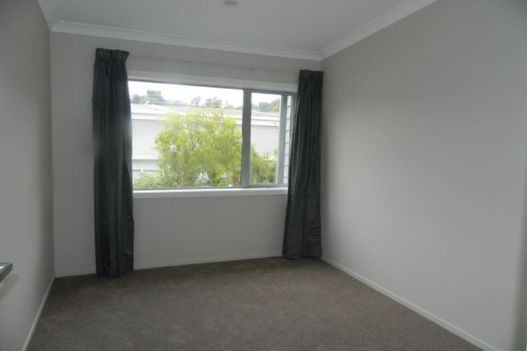 Photo of property in 7/19 Collins Avenue, Tawa, Wellington, 5028