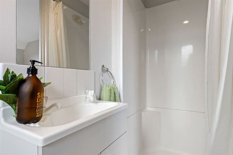 Photo of property in 4/67 Brockworth Place, Riccarton, Christchurch, 8011