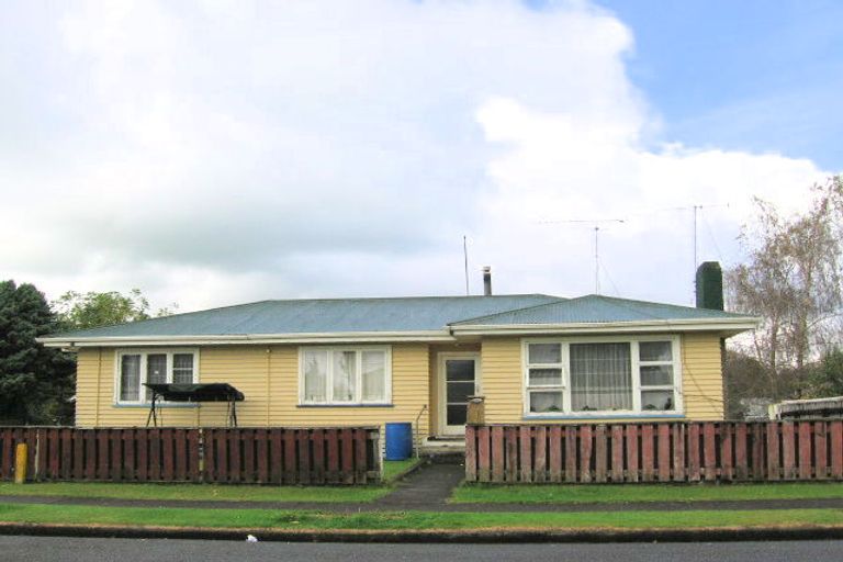 Photo of property in 27 John Street, Tokoroa, 3420