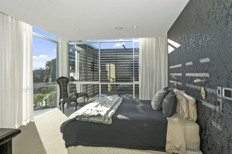 Photo of property in 8 Royds Street, Fendalton, Christchurch, 8014