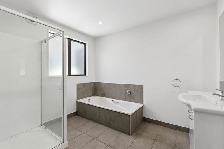 Photo of property in 5 Ironview Lane, Wanaka, 9382