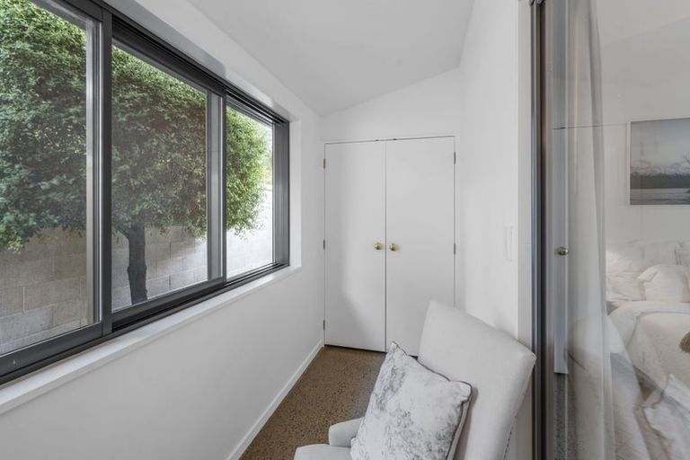 Photo of property in 8 Church Lane, Merivale, Christchurch, 8014