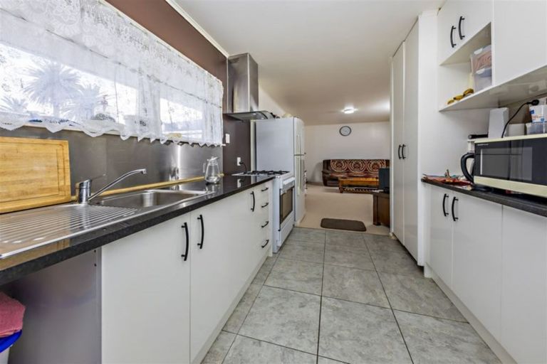 Photo of property in 2/41 Tui Road, Papatoetoe, Auckland, 2025