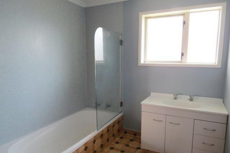 Photo of property in 49 Hine Street, New Plymouth, 4310