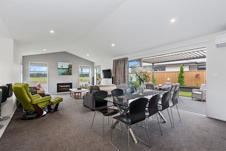 Photo of property in 104 Ledbury Drive, Rolleston, 7615