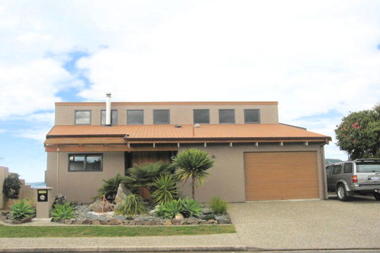 Photo of property in 34 Tairua Heights, Tairua, 3508