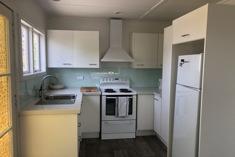 Photo of property in 116 Pupuke Road, Hillcrest, Auckland, 0627