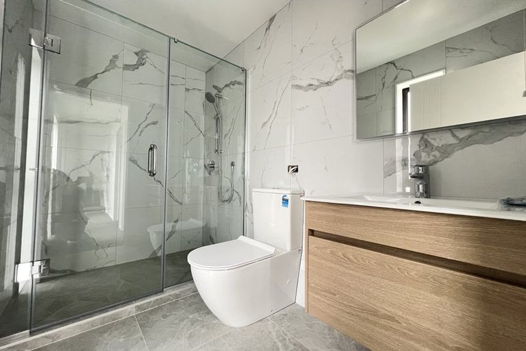 Photo of property in 105e Bond Crescent, Forrest Hill, Auckland, 0620