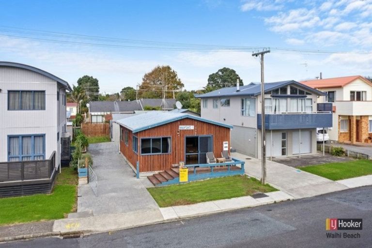 Photo of property in 17 Brighton Road, Waihi Beach, 3611