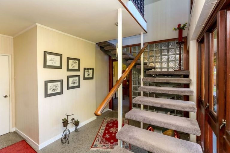 Photo of property in 37 Northgate, Strandon, New Plymouth, 4312